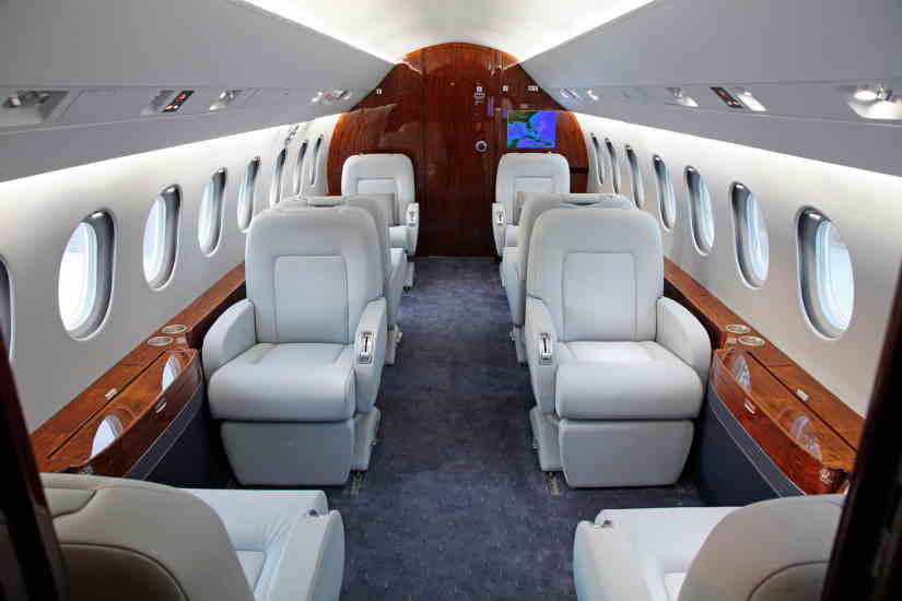 Dassault Falcon 2000 EX cabin