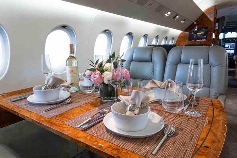 Dassault Falcon 2000 LX business jet