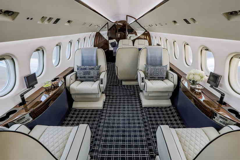 Dassault Falcon 900 EX cabin