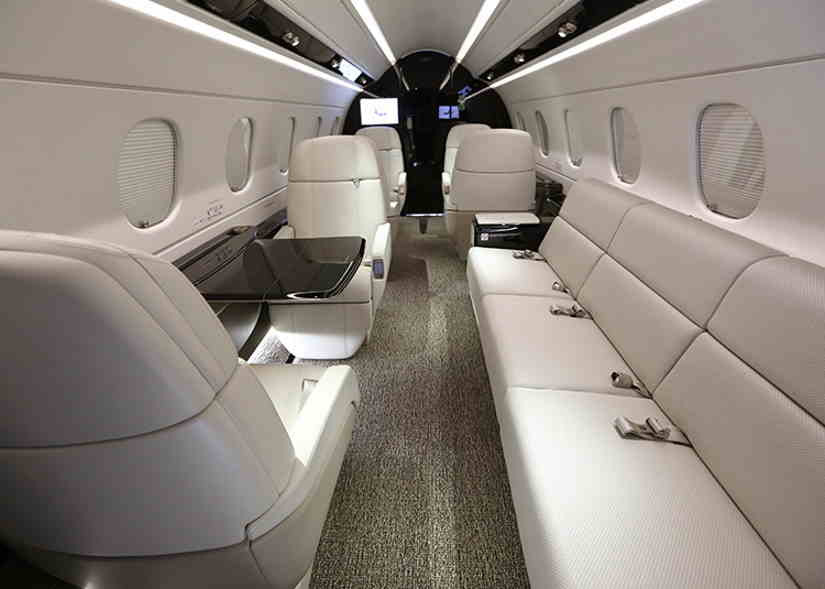 Embraer Legacy 500 business jet
