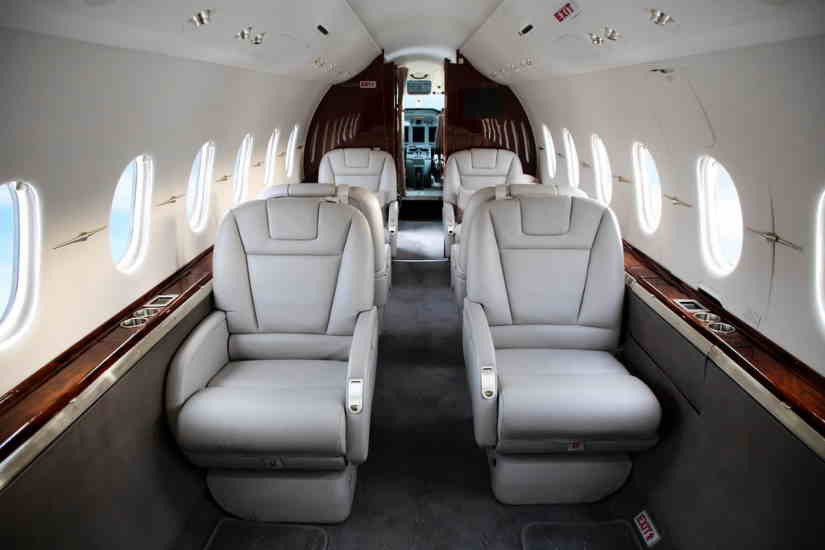 Beechcraft Hawker Horizon cabin