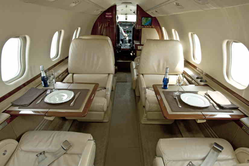 Learjet 31 business jet