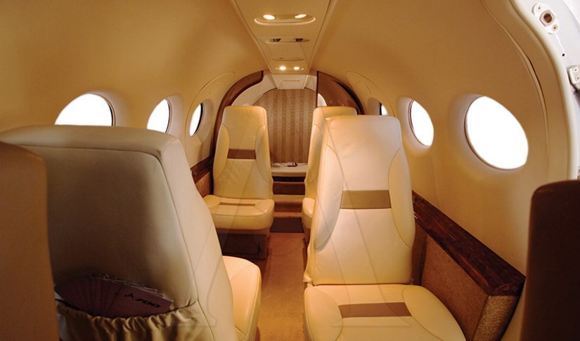 AdamJet A700 cabin