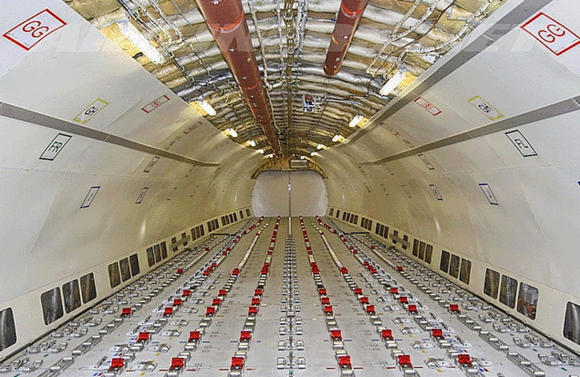 Airbus A300-A600F cabin