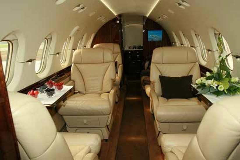 Beechcraft Hawker 850 XP cabin