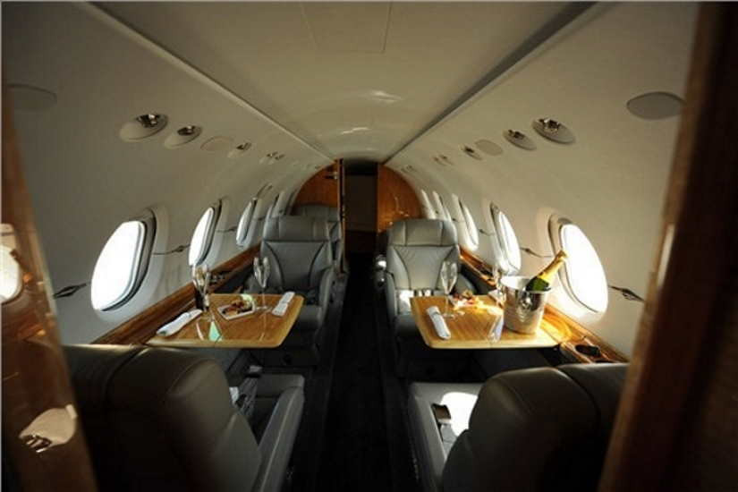 Beechcraft Hawker 900 XP cabin