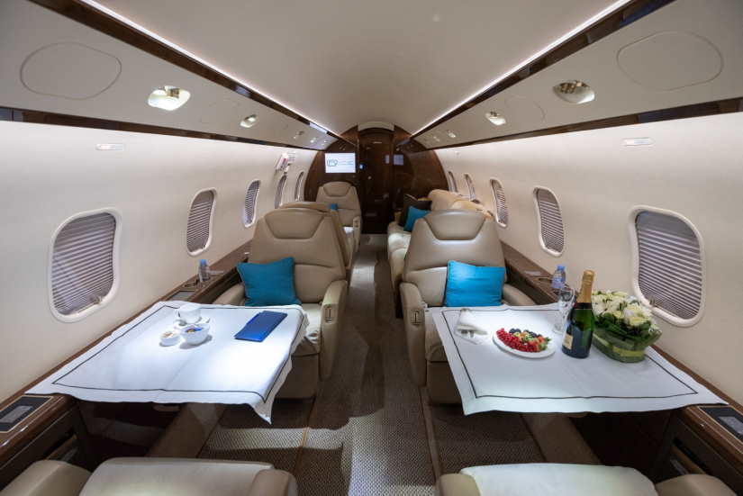 Bombardier Challenger 300 cabin