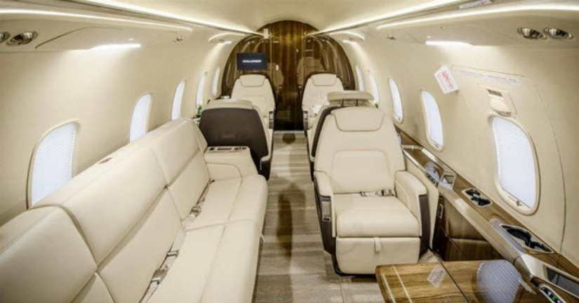 Bombardier Challenger 350 cabin
