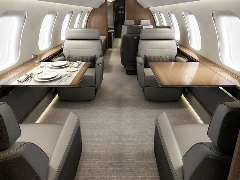 Bombardier Global 8000 business jet