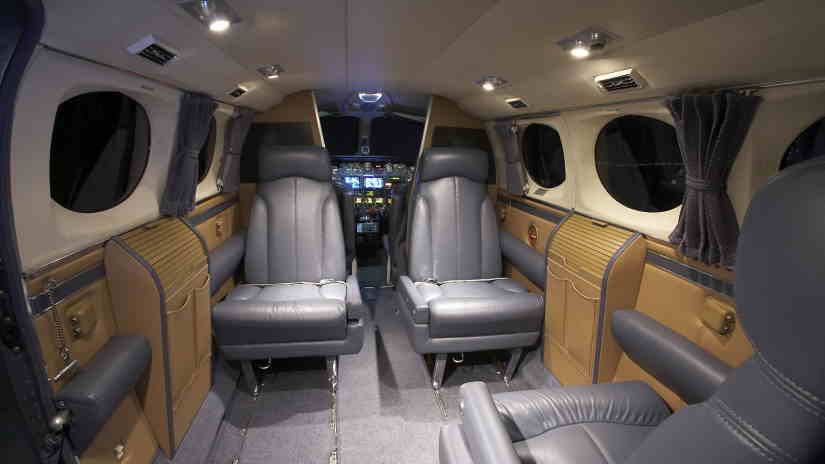 Cessna 421 Golden Eagle cabin